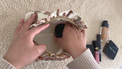 Elegante neceser para maquillaje